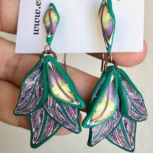 Handmade Leaf Pattern Polymer Clay Earrings.